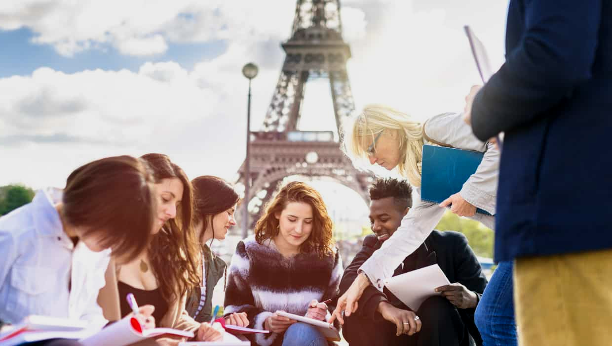 How to Study in France Best Universities & Scholarship Options